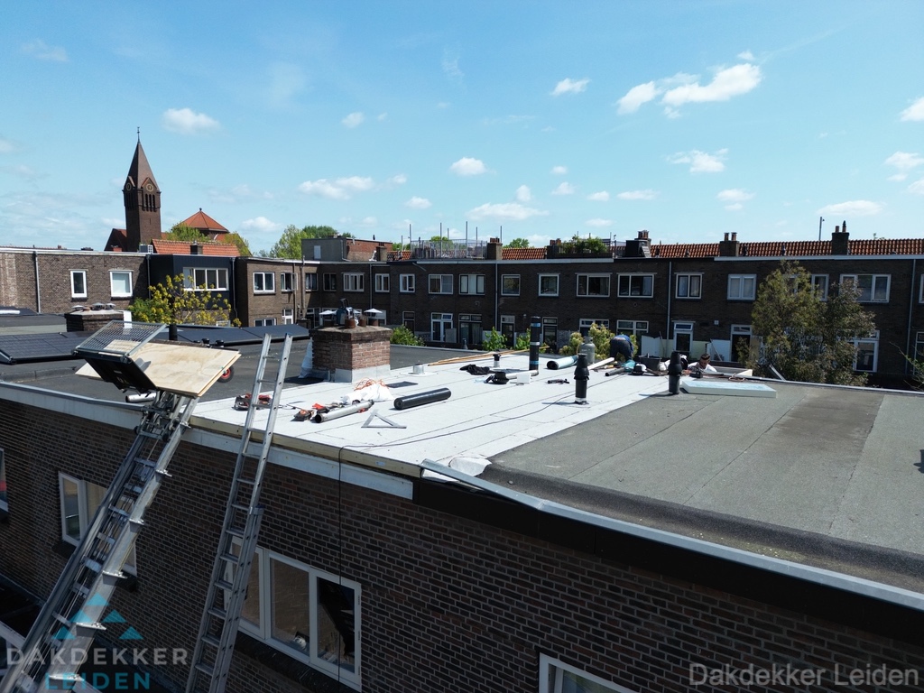 Dakdekker Leiden Dakdekker Leiden